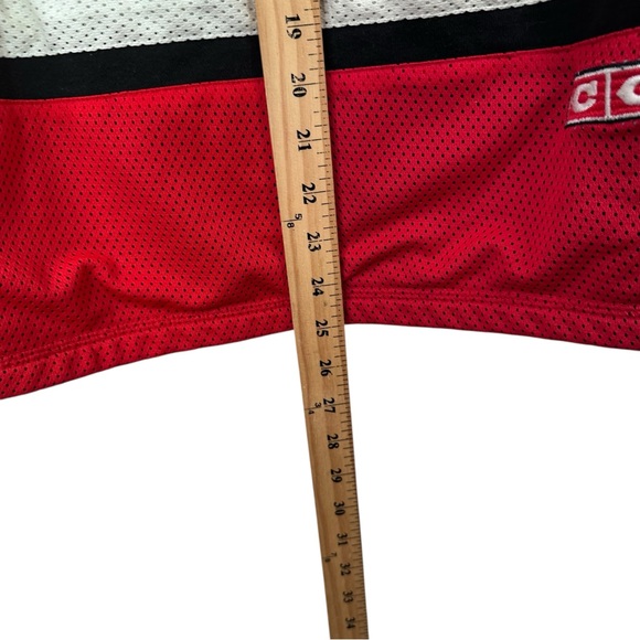 Chicago Blackhawks Black Red Hockey Hoodie Jersey XL (18) Kids - Picture 16 of 16